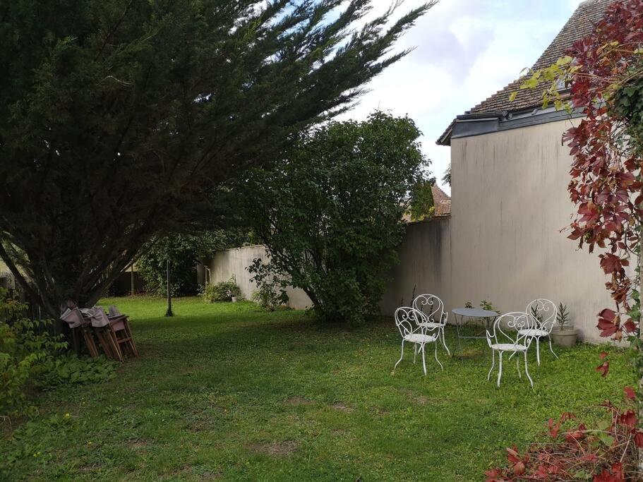 Au Coeur De Mortagne, Un Balcon Sur Le Perche Villa Exterior photo